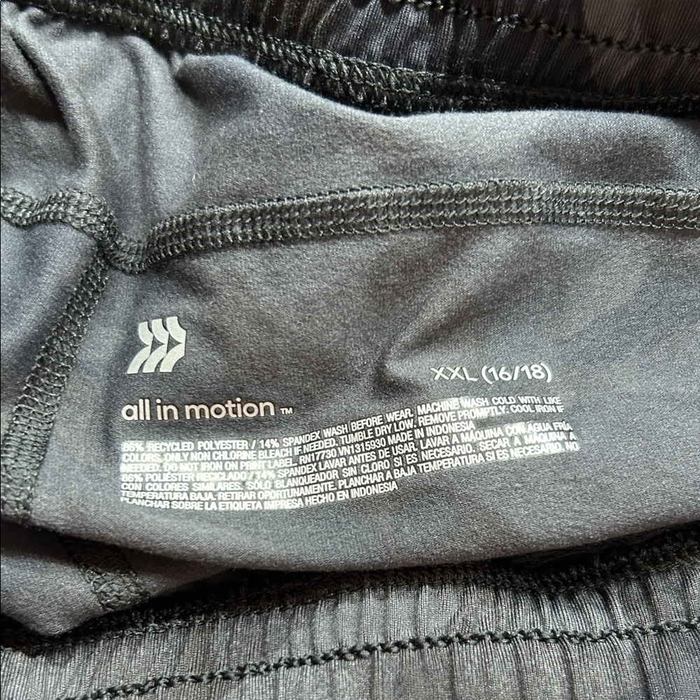 All in Motion Women's Black Camouflage Joggers - Picture 3 of 5